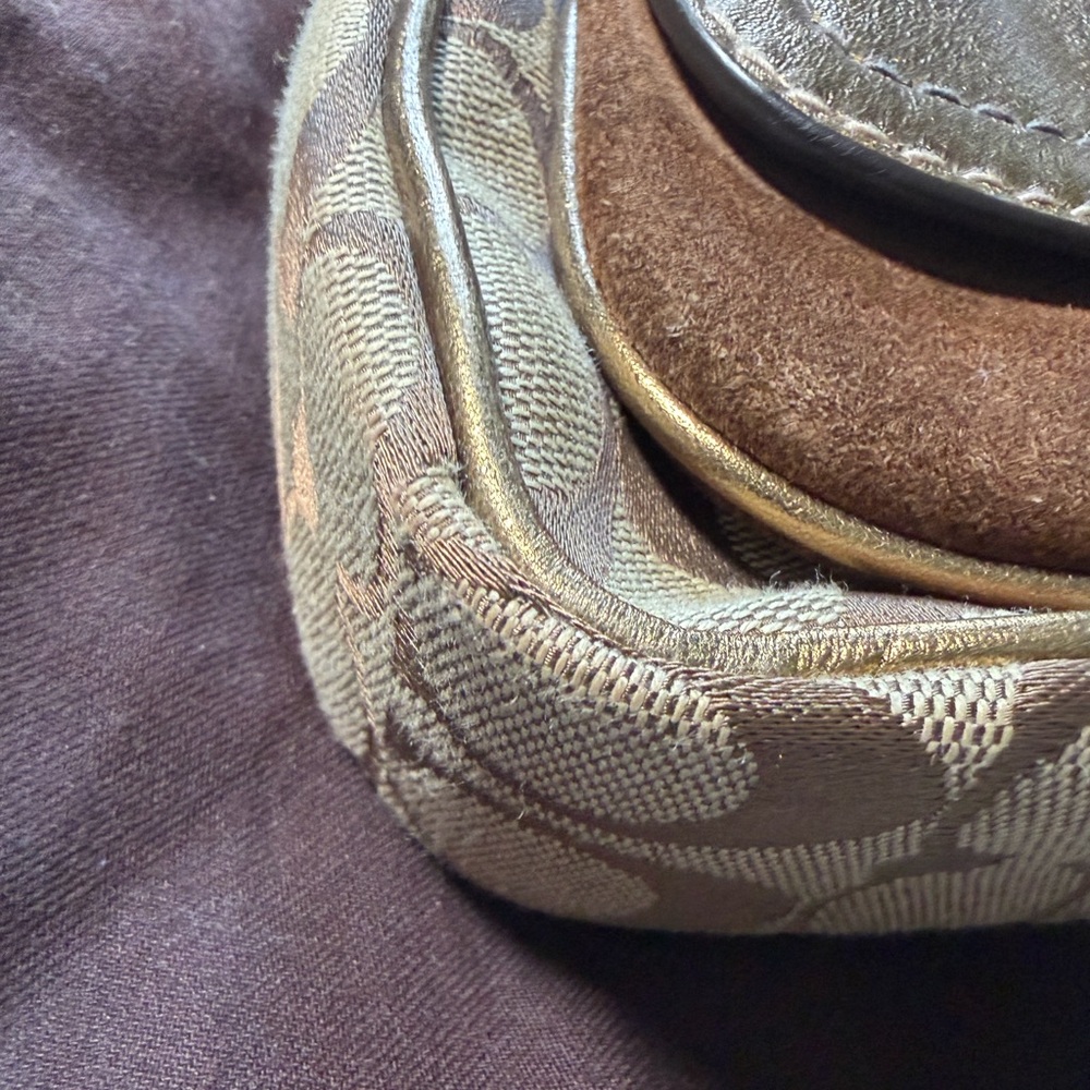 Coach Beige Gold Leather Soho Shoulder Bag - Picture 9 of 15